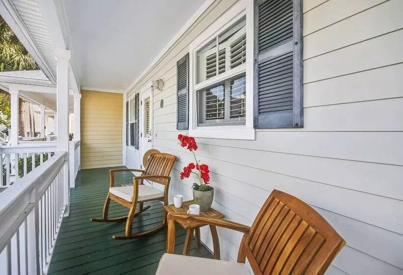 Coral Palm By Avantstay Key West Walkable Gated Community & Shared Pool