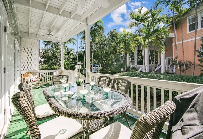 Coral Palm By Avantstay Key West Walkable Gated Community & Shared Pool