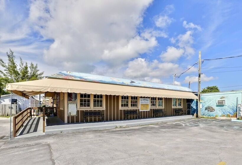 Coral Palm By Avantstay Key West Walkable Gated Community & Shared Pool