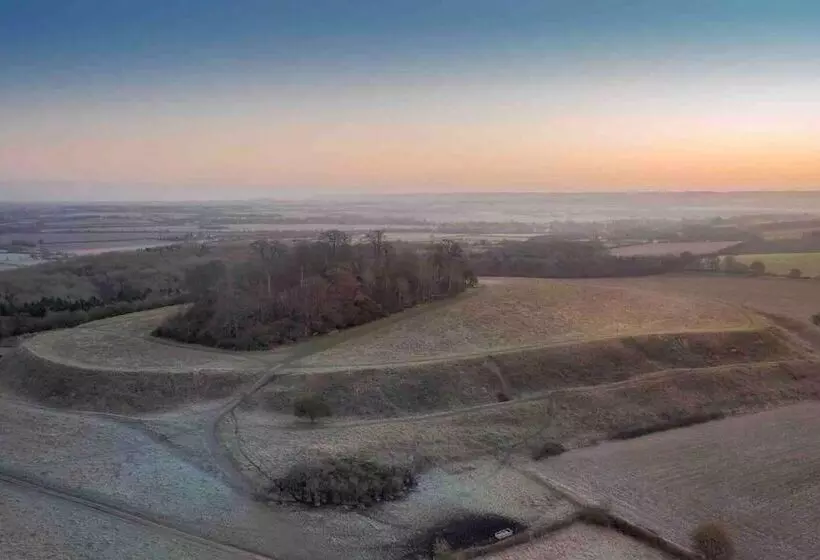 Cottage In Area Of Outstanding Natural Beauty