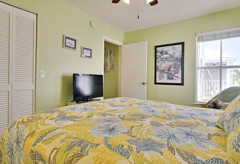 Duval Breeze By Avantstay Great Location Close To Beach & Nightlife Shared Pool! Week Long Stays