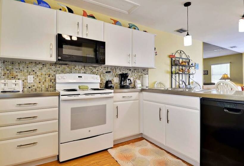 Duval Breeze By Avantstay Great Location Close To Beach & Nightlife Shared Pool! Week Long Stays