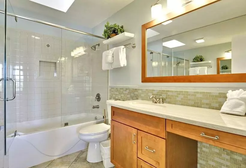 Duval Breeze By Avantstay Great Location Close To Beach & Nightlife Shared Pool! Week Long Stays