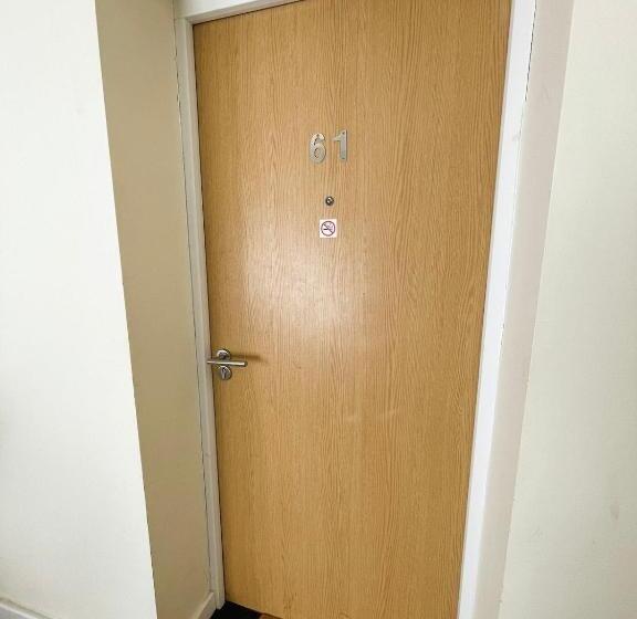 Maidstone Heights By Kasar Stays