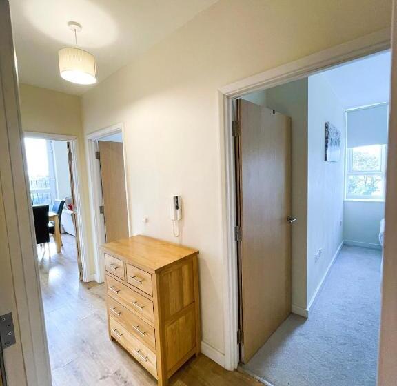 Maidstone Heights By Kasar Stays