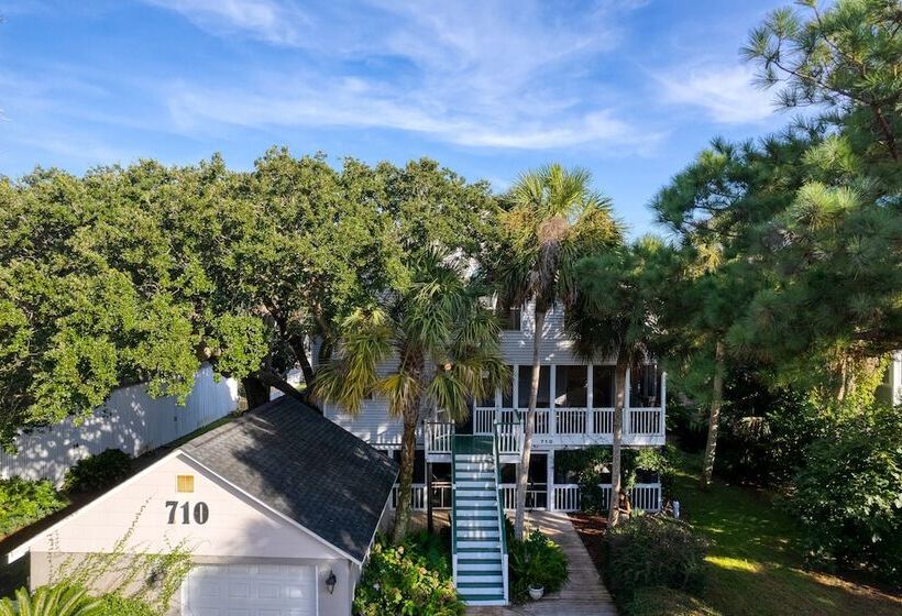 Hemlock By Avantstay Minutes From Folly Beach W/ Multiple Patios