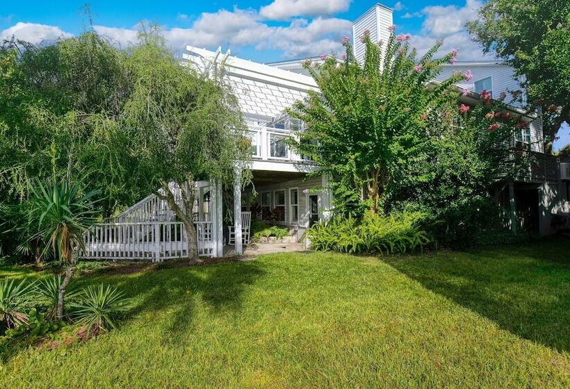 Hemlock By Avantstay Minutes From Folly Beach W/ Multiple Patios