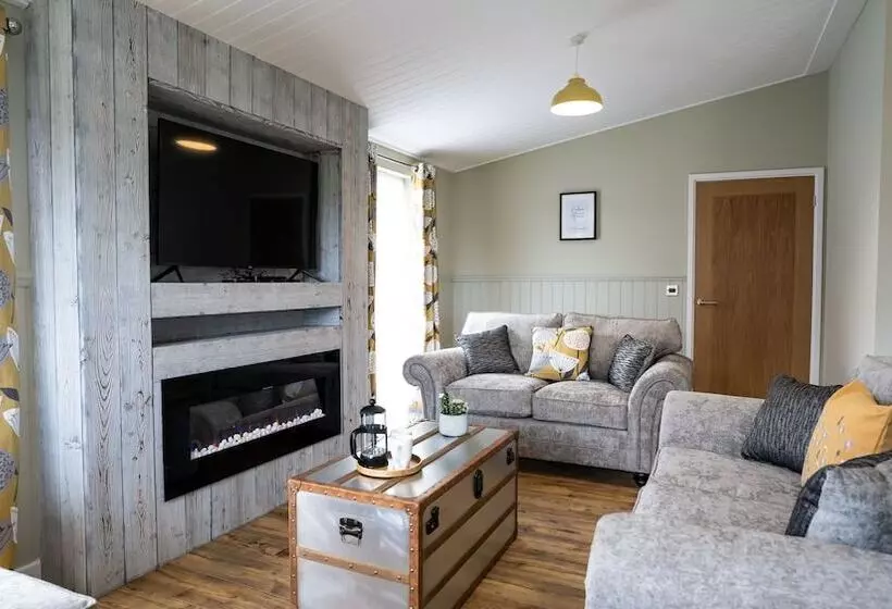 Hotelli Chestnut Meadow Country Park