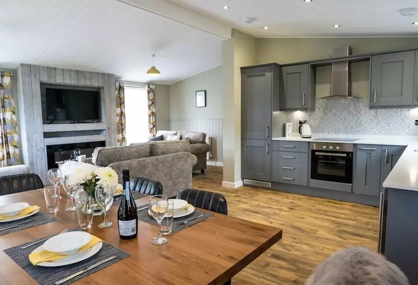 Hotelli Chestnut Meadow Country Park