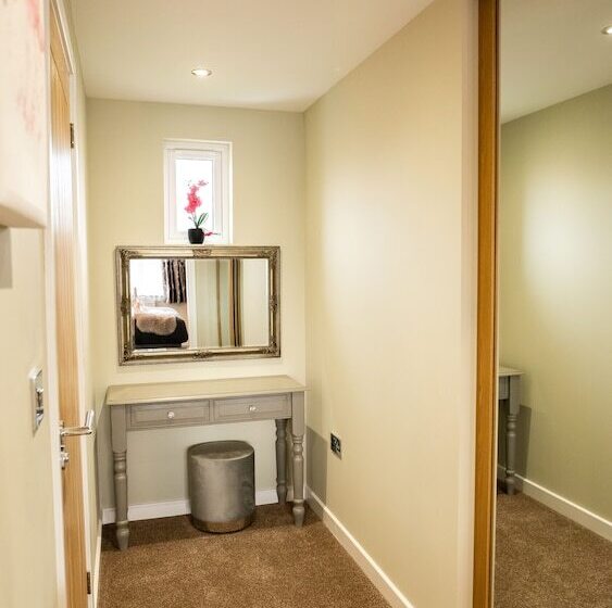 בית מלון כפרי Chestnut Meadow Country Park