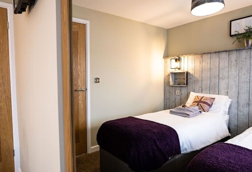 בית מלון כפרי Chestnut Meadow Country Park