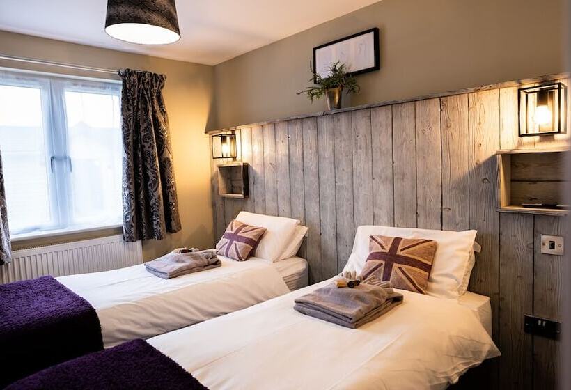 בית מלון כפרי Chestnut Meadow Country Park