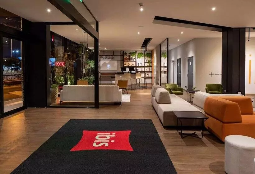 هتل Ibis Santa Cruz De La Sierra