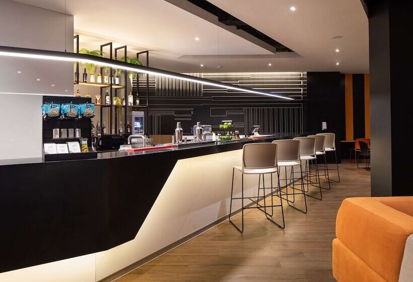 هتل Ibis Santa Cruz De La Sierra