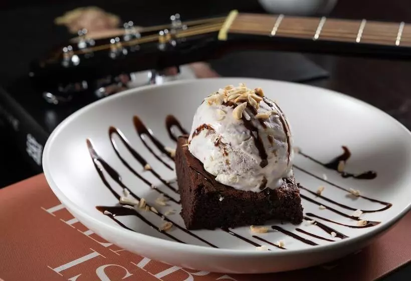 هتل Ibis Santa Cruz De La Sierra