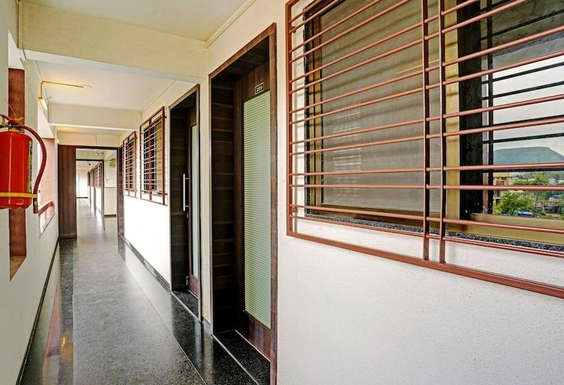 Itsy Hotels Oasis Pride