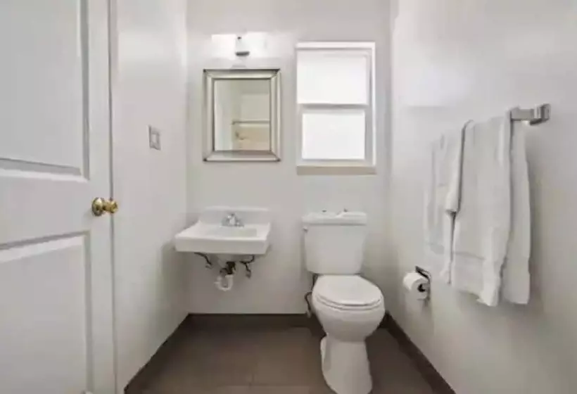 Hotelli Mission Peak Lodge