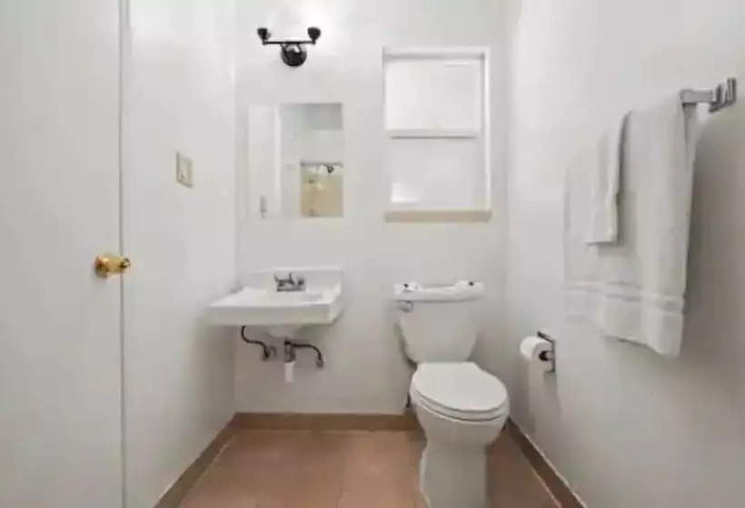 Hotelli Mission Peak Lodge