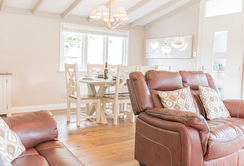 בית מלון כפרי North Lodge