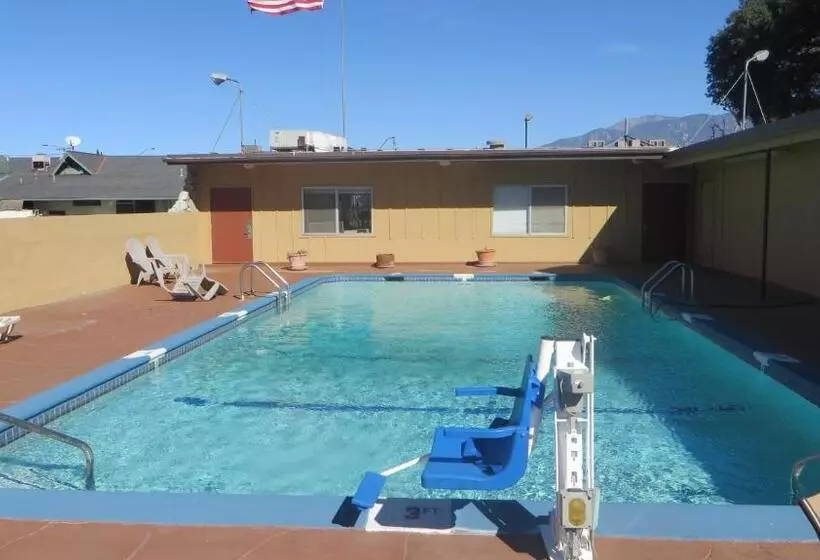 Hotelli Salina Beaumont Ca