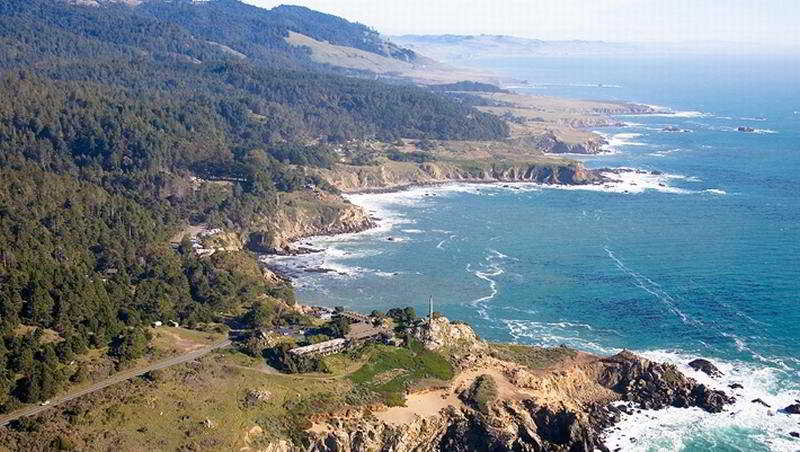 酒店 Timber Cove Resort