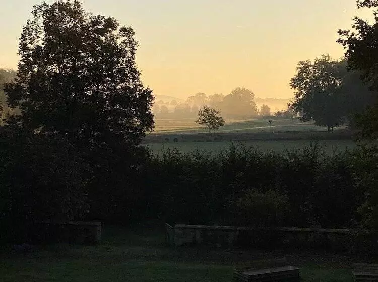 Hotelli Urlaub Im Wasserschloss Irmelshausen