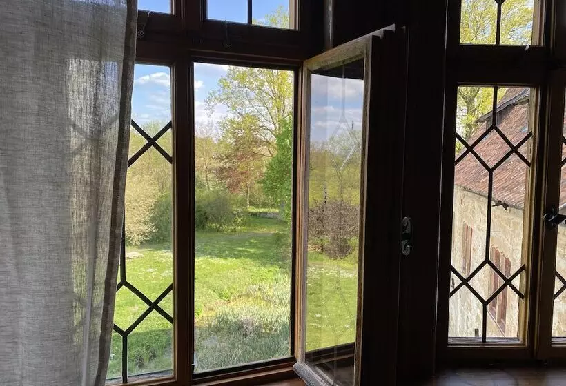 Hotelli Urlaub Im Wasserschloss Irmelshausen