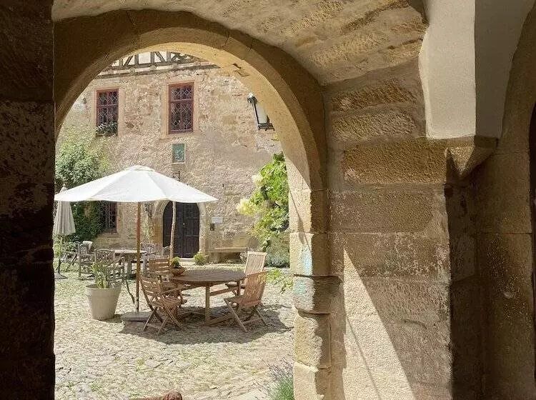 Hotelli Urlaub Im Wasserschloss Irmelshausen