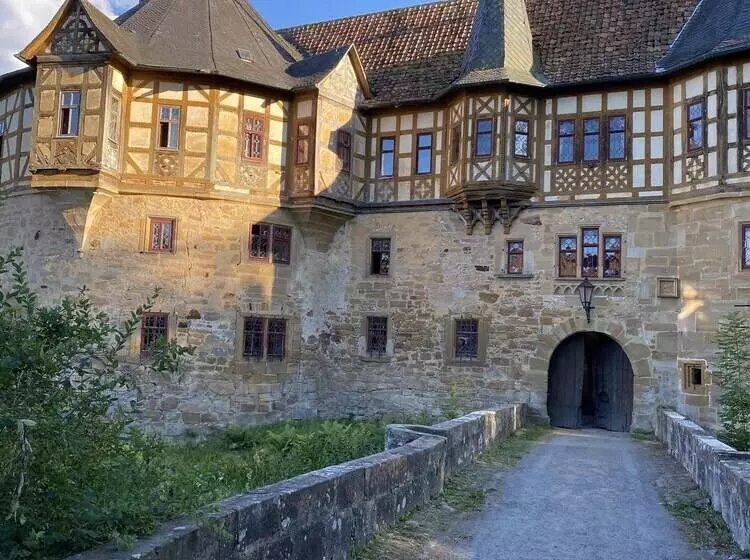 Hotelli Urlaub Im Wasserschloss Irmelshausen