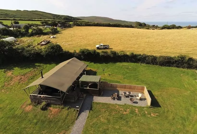 Hotelli Whiteford Glamping Tent   Llangennith
