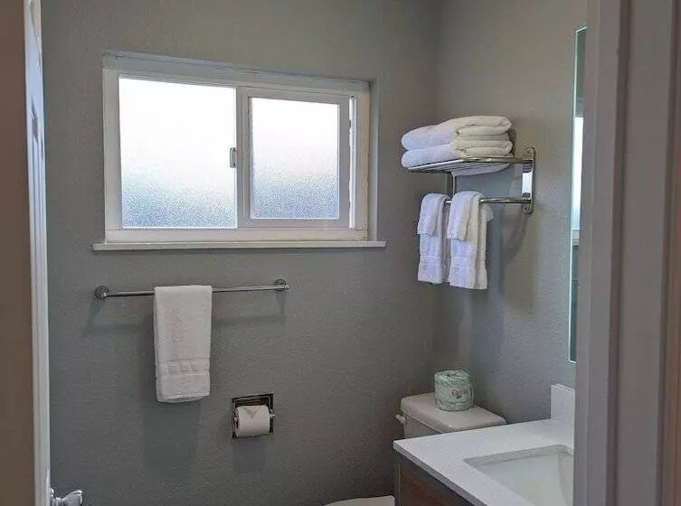 Motelli Cielo House Inn