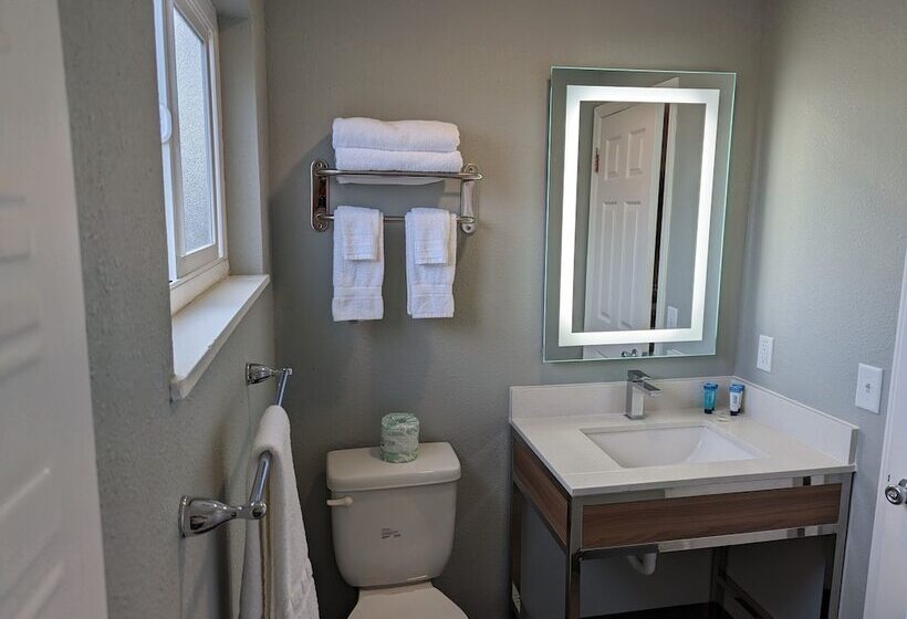 מוטל Cielo House Inn