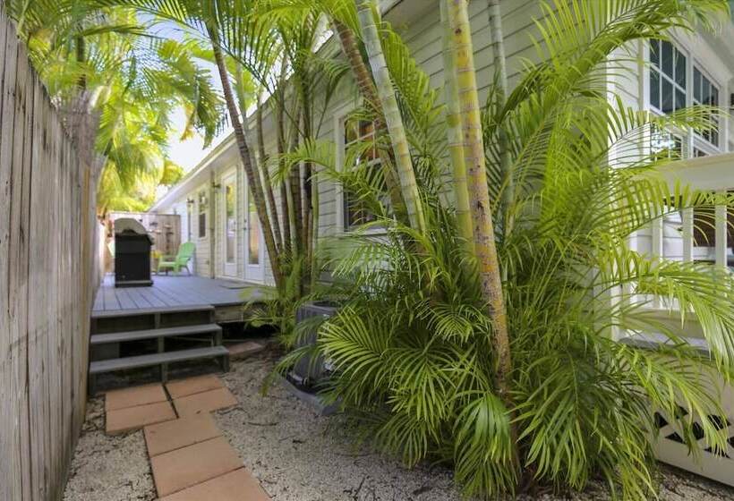 Paradise Palms By Avantstay Great Location W/ Outdoor Dining, Bbq Close To Higgs Beach Month Long St