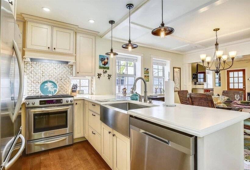 Paradise Palms By Avantstay Great Location W/ Outdoor Dining, Bbq Close To Higgs Beach Month Long St