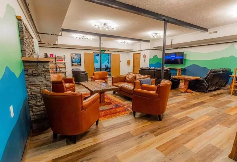 Pintler S Portal Hostel