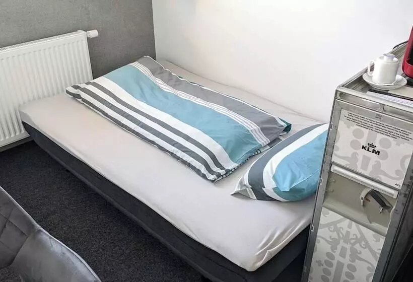 レジデンス Boardingrooms Direct A8, Close To Stuttgart, 25min