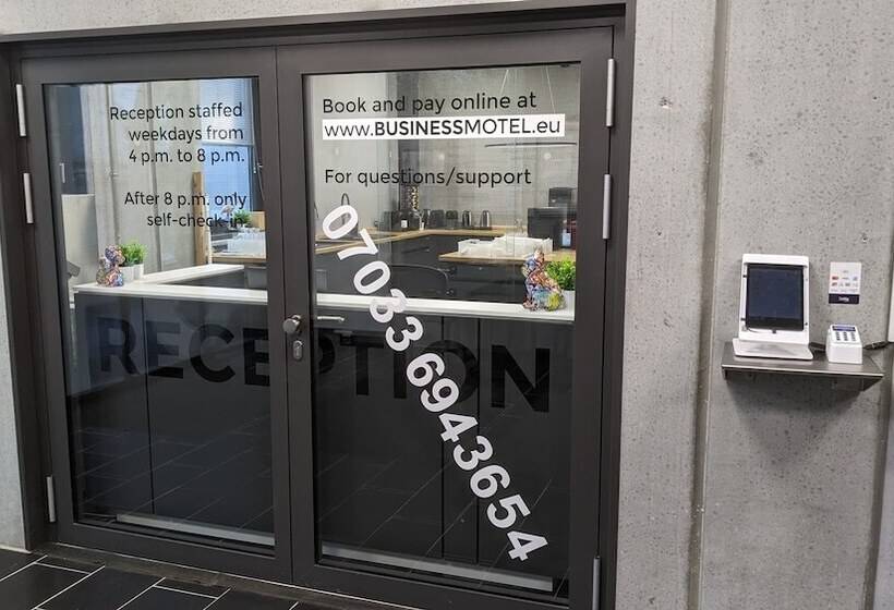 Residenssi Boardingrooms Direct A8, Close To Stuttgart, 25min