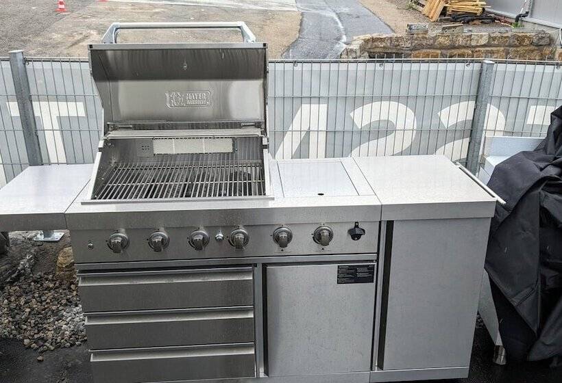 Residenssi Boardingrooms Direct A8, Close To Stuttgart, 25min