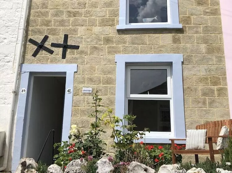 レジデンス Captivating 3 Bed House In Ventnor