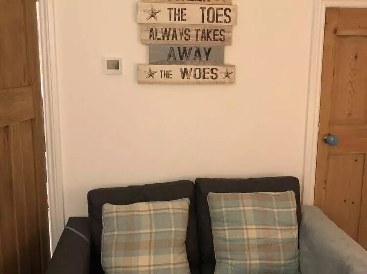 レジデンス Captivating 3 Bed House In Ventnor