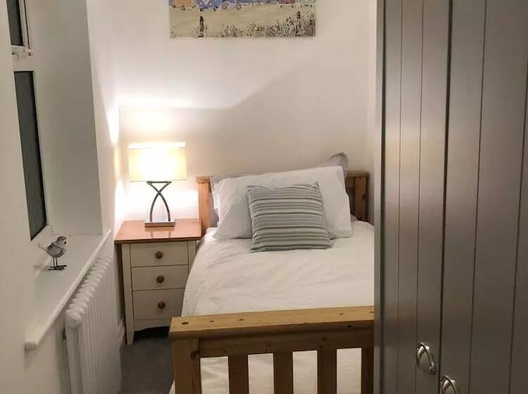 レジデンス Captivating 3 Bed House In Ventnor