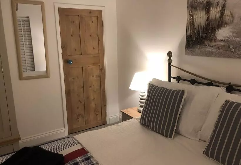 レジデンス Captivating 3 Bed House In Ventnor