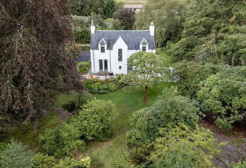 Residência Captivating 4 Bed House In Killin