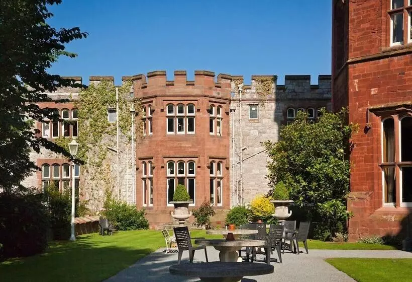 Residenssi Clwyd Gate Manor Pool Sauna Hottub Cave Wales