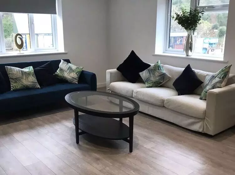 レジデンス Ella Court Apartments