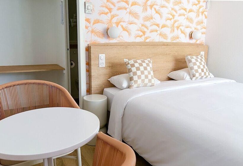 هتل Kyriad Cannes Mandelieu