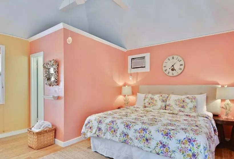 Tranquility By Avantstay Close To Duval St W/ Bbq & Shared Pool