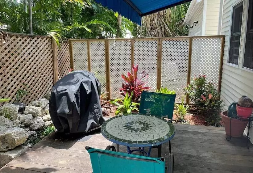 Tranquility By Avantstay Close To Duval St W/ Bbq & Shared Pool