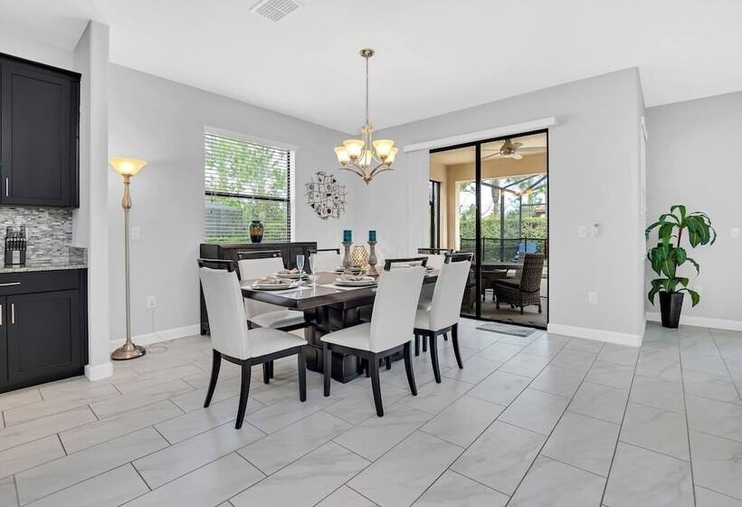 Vibrant Home With Spacious Pool!#6st5504