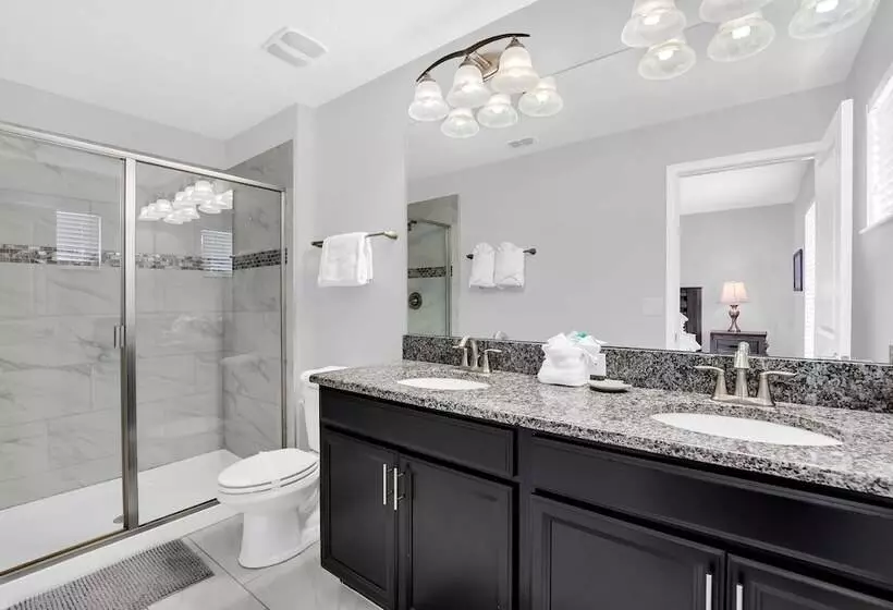 Vibrant Home With Spacious Pool!#6st5504